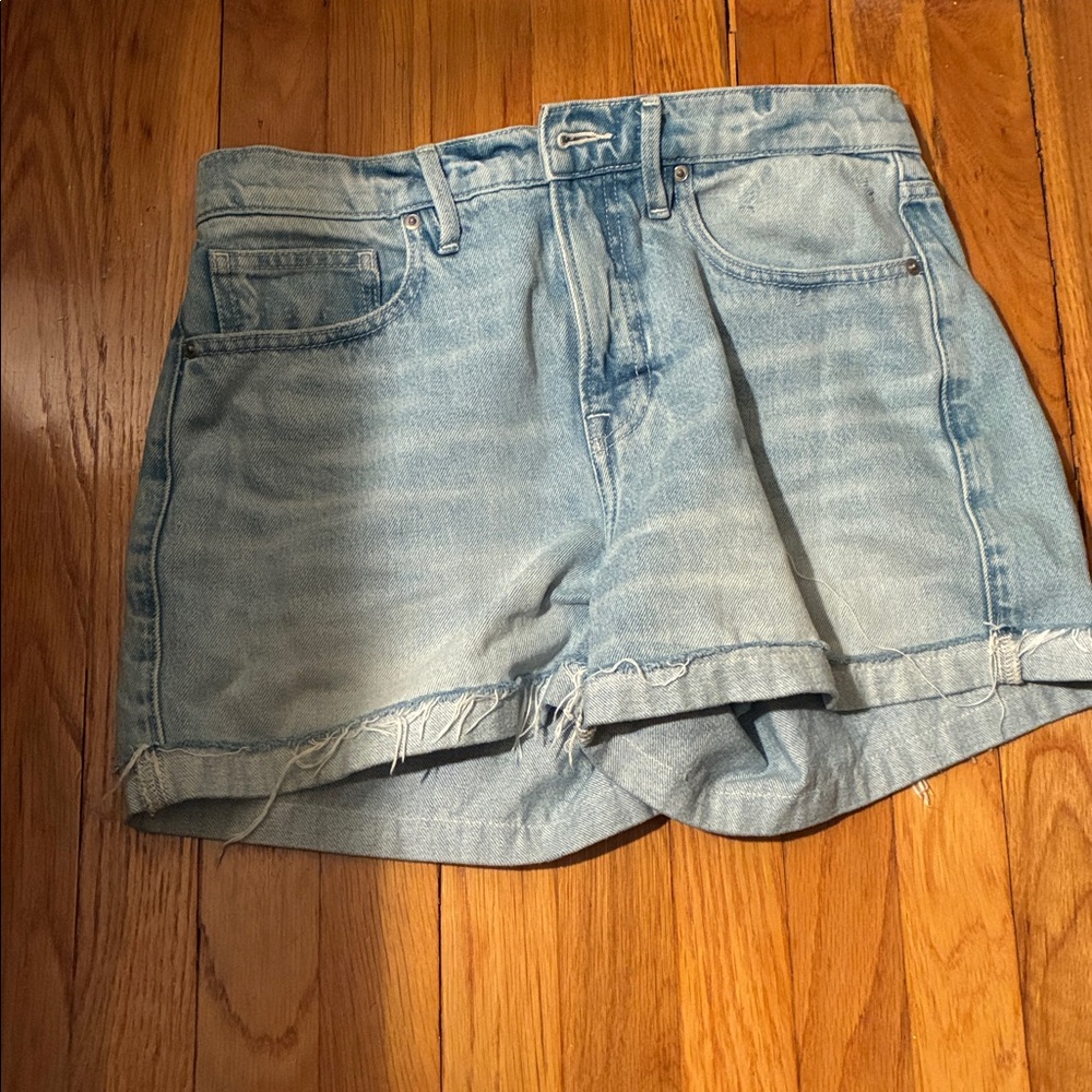 Good American s 2/26 Good 90s Jean shorts